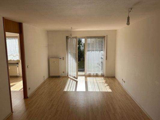 Wohnzimmer und Terrassenzugang