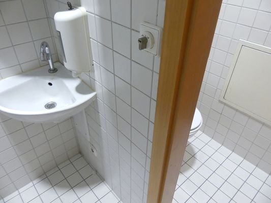 15_Sanitaer.JPG