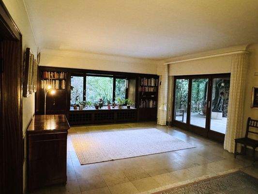 Blick ins große Wohnzimmer 