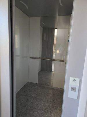 barrierefrei - Aufzug