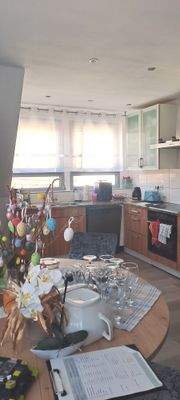 Eck Küche mit großem Fenster