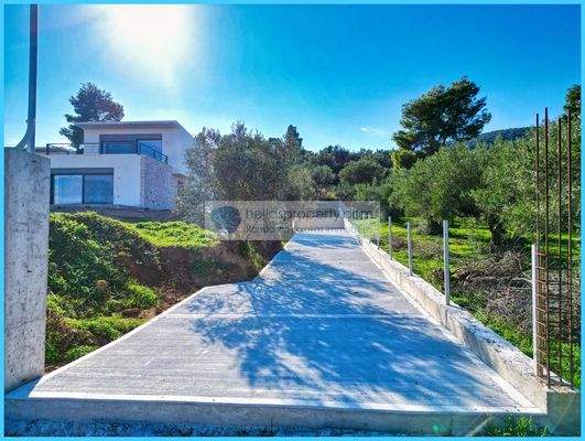 78a6e1440d894287916e16563fc595ab-original