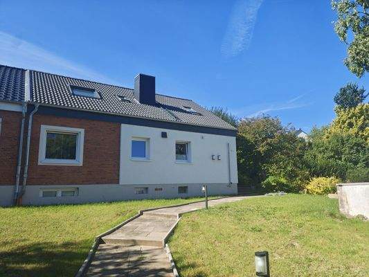 9035KC-28 Straßenansicht