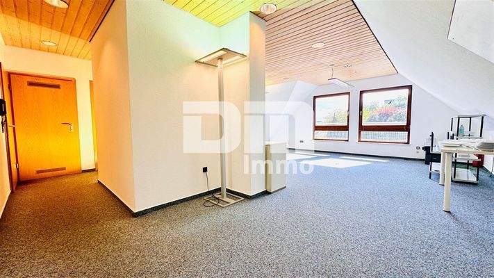 Raum 1 groß / Offener Flur / Dielenbereich