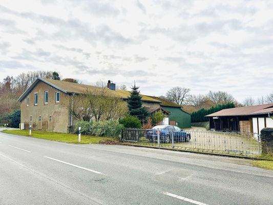 Außenansicht Straße (2)