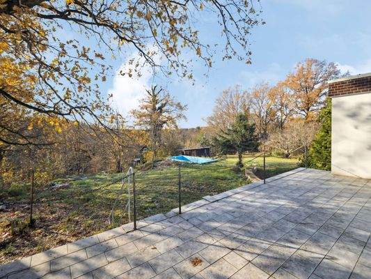 große Terrasse zum Garten_1