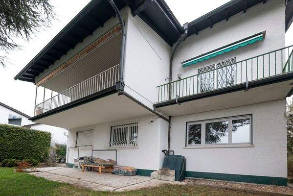 210 Hausansicht Ostseite.jpg