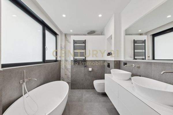 Haus 2_Badezimmer OG_CENTURY