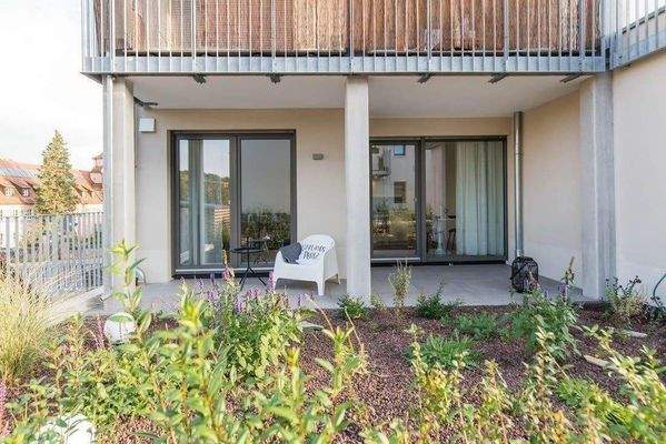 2-Zimmer-Wohnung, Terrasse und Garten