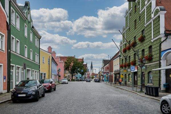 Geschäftshaus Geiselhöring Stadtplatz III