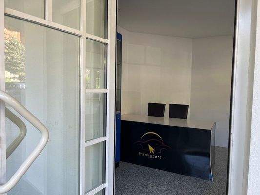 Kiosk_Werbefläche_Sand in Taufers_Bürofläche