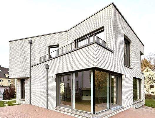 Hausansicht Terrasse