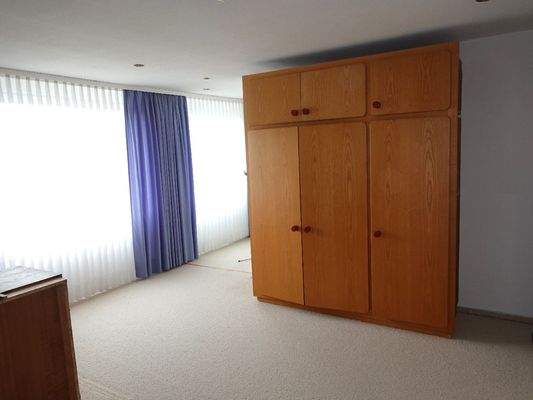 Weiteres Schlafzimmer im DG