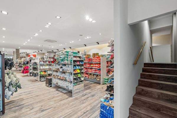 Gewerbeeinheit Schuhgeschäft