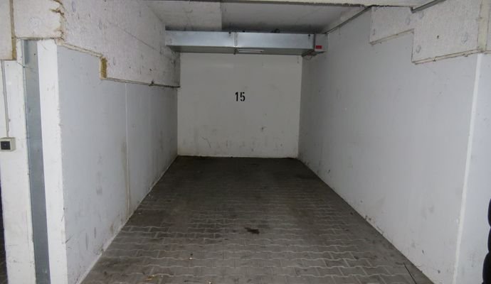 Tiefgaragenplatz