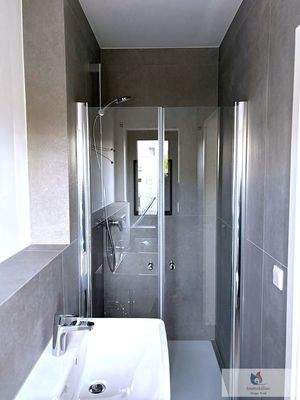 Duschbad EG