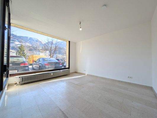 Geschäftslokal Foto 8.jpg