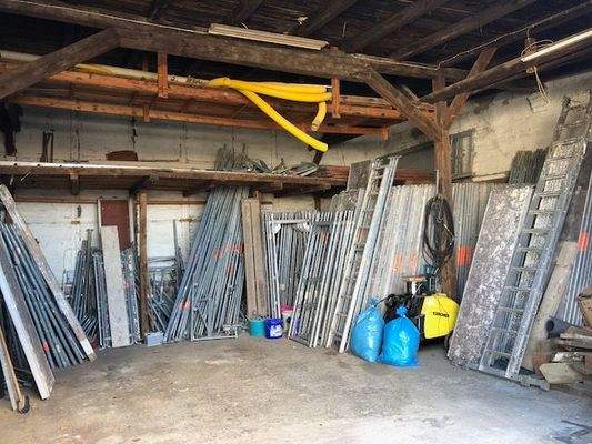 Lager- und Fahrzeugschuppen II