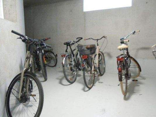 UhW Fahrradstellpl. TG