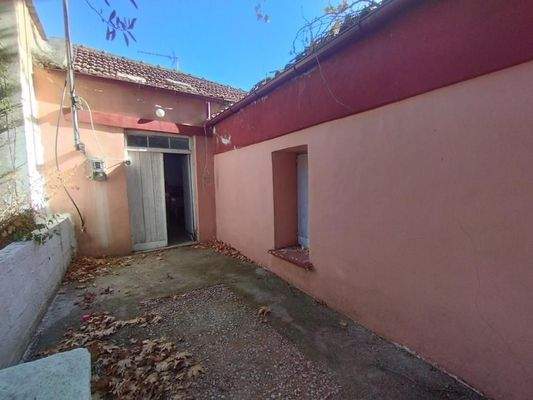 Kreta, Agii Pantes: Klassisches Steinhaus in traditionellem Dorf zu verkaufen