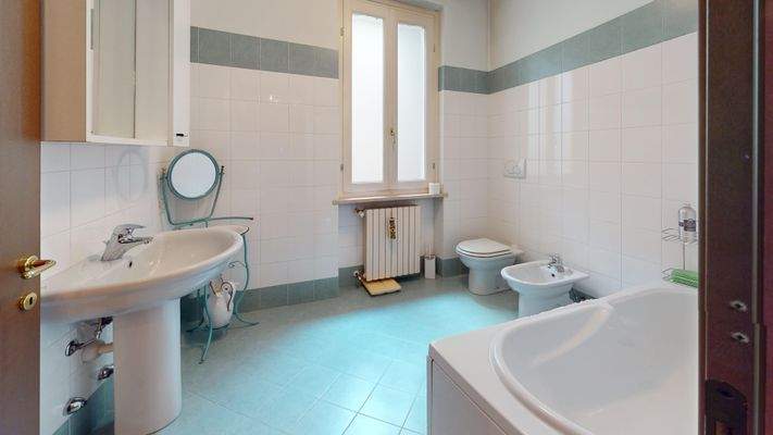 NA-072-10-Villetta-Bifamiliare-con-giardino-e-gara