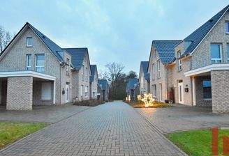 Gepflasterte Wohnstraße