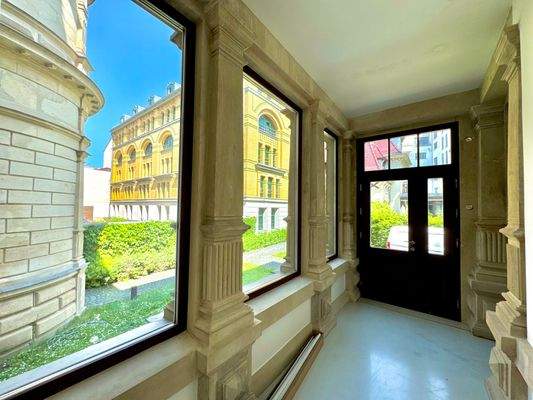 Separater Eingang (Erdgeschoss)