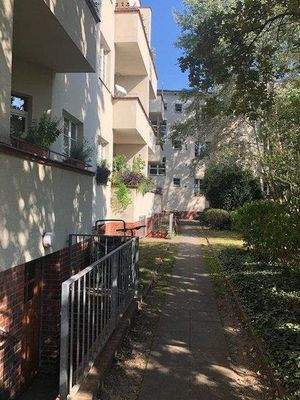 Zugang zum Keller hofseitig