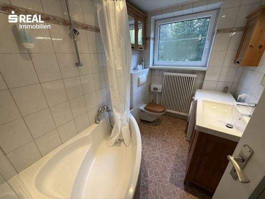 Badezimmer 2 im Erdgeschoss