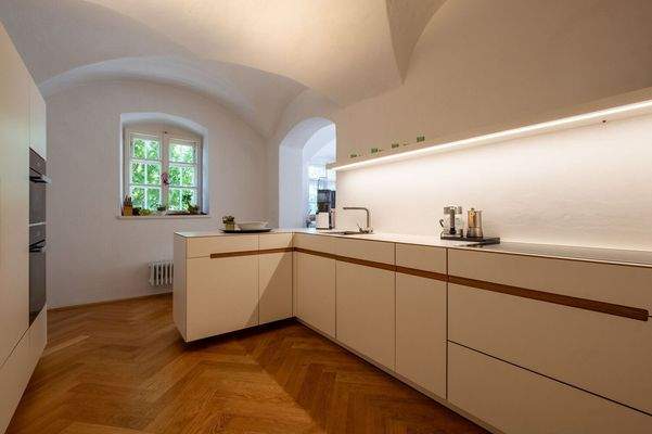 Hochwertige Schreinerküche