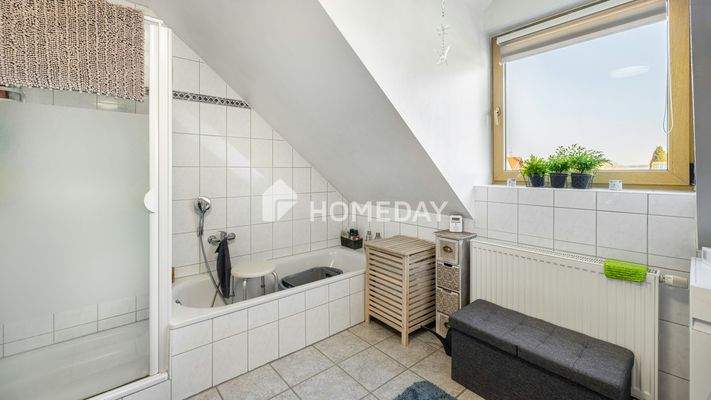 2. OG Badezimmer 2