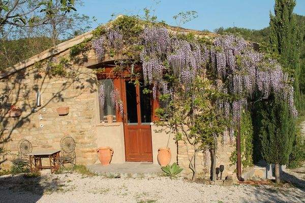 Das Nebengebäude mit Apartment