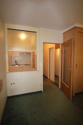 Blick Wohnraum zur Küche