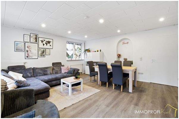 9. Wohnzimmer  (EG).jpg