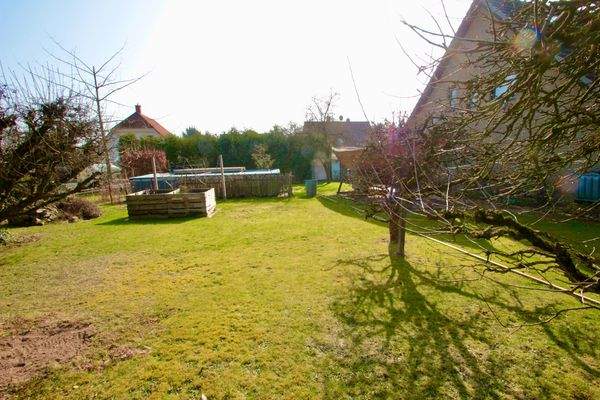 0C64BE91-2353-43D3-9047-7B1AA0C27FBD_1_201_a