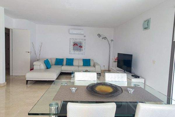 Offener Wohn- und Essbereich