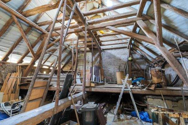 Unausgebauter Dachstuhl Scheune
