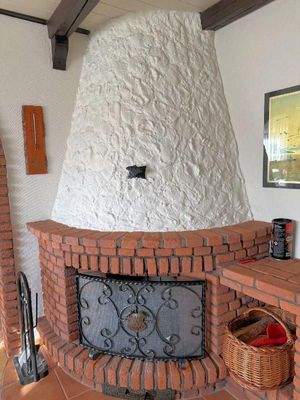 Wohnzimmer (Kamin) funktionstüchtig (vom Schornsteinfeger abgenommen)