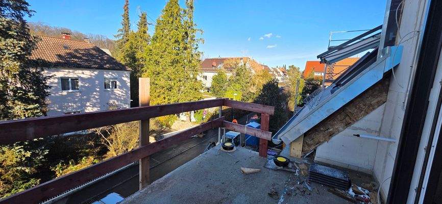 vordere, kleine Dachterrasse
