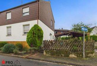 Front- und Seitenansicht