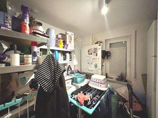 Hausanschlussraum mit Wärmepumpe