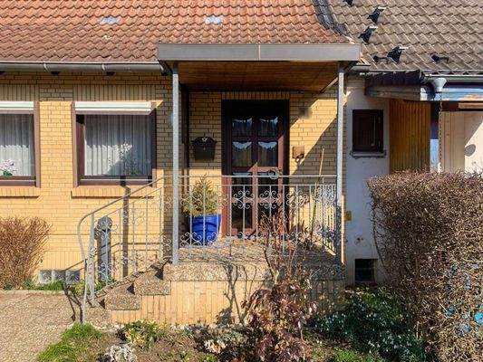 9102KC-03 Hauseingang