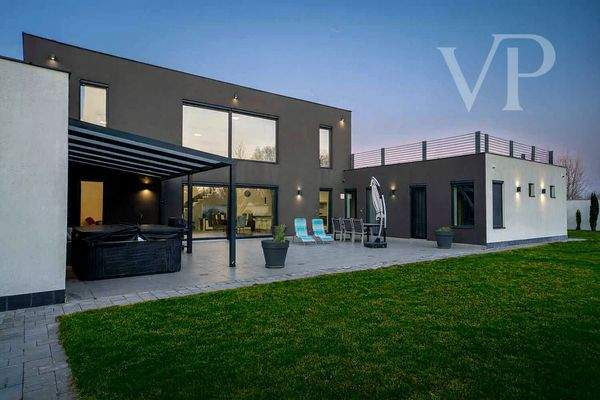 terasz kert felől_naplement