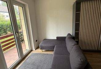 Wohn- und Schlafraum Foto 2