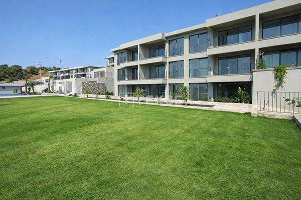 Lake View Apartment in a Secure Complex in Bodrum
