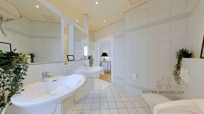 Doppelter Komfort: Zwei Waschbecken