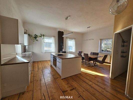 OG Küche mit Essbereich 