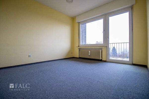 Kinder-/ oder Bürozimmer