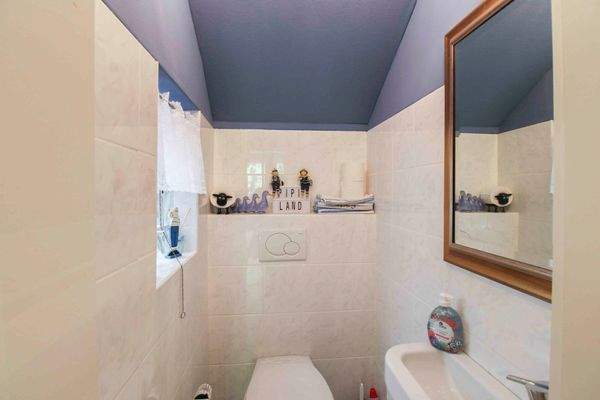 Gäste-WC Erdgeschoss