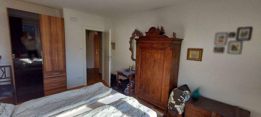 Schlafzimmer - 2. OG - rechts